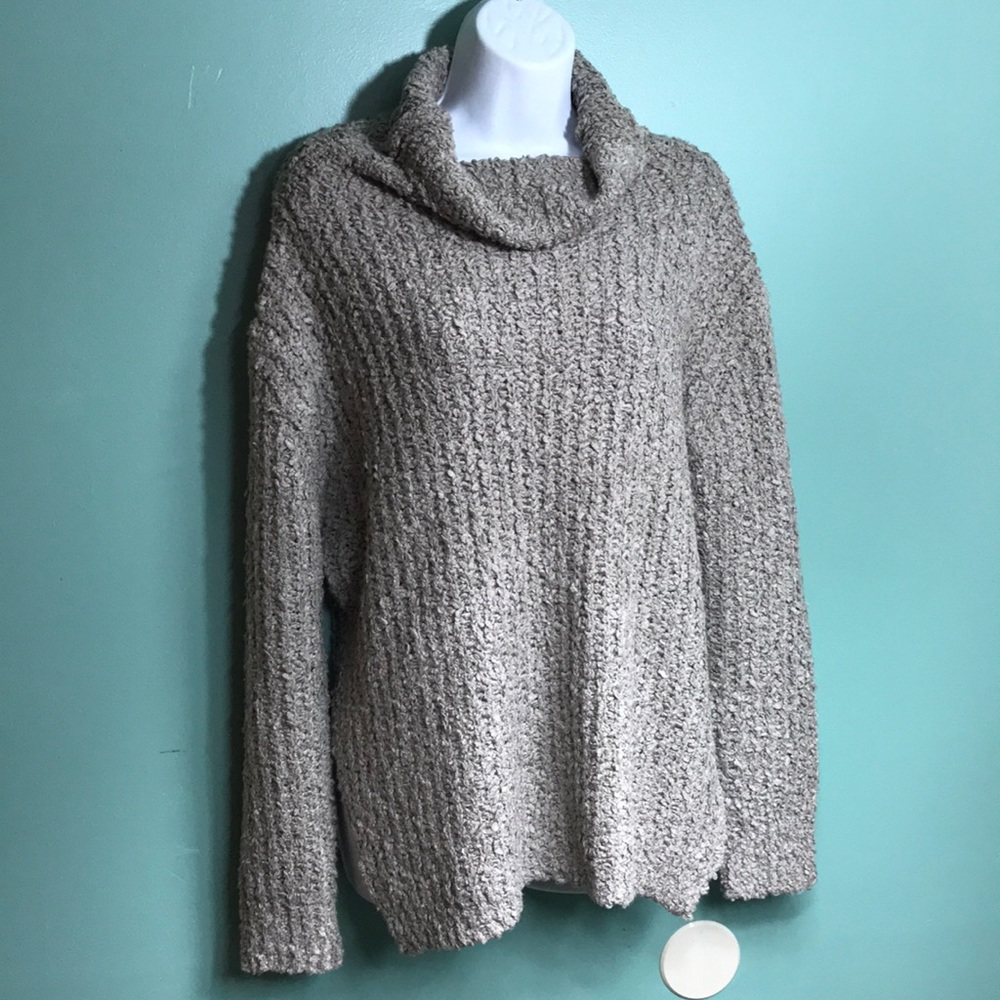 SUPER SOFT LUSH COWL NECK SWEATER SIZE M